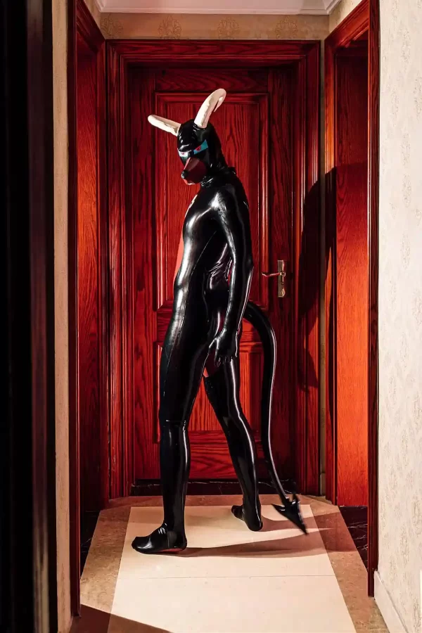 Latex Male Devil-Dog Inflatable Tail Catsuit