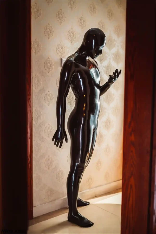 Latex Male Stealth Two-pieces Fully-Enclosed Catsuit