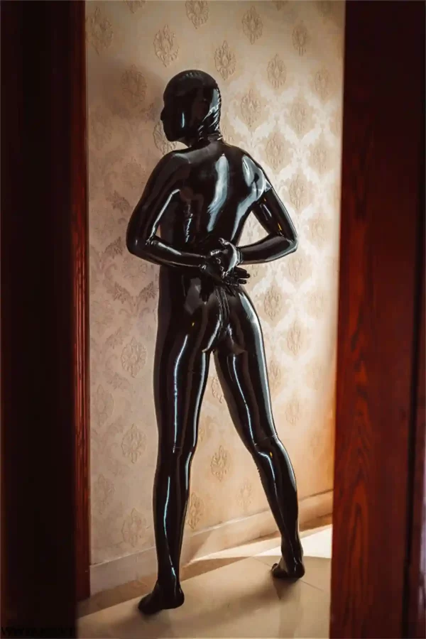 Latex Male Stealth Two-pieces Fully-Enclosed Catsuit