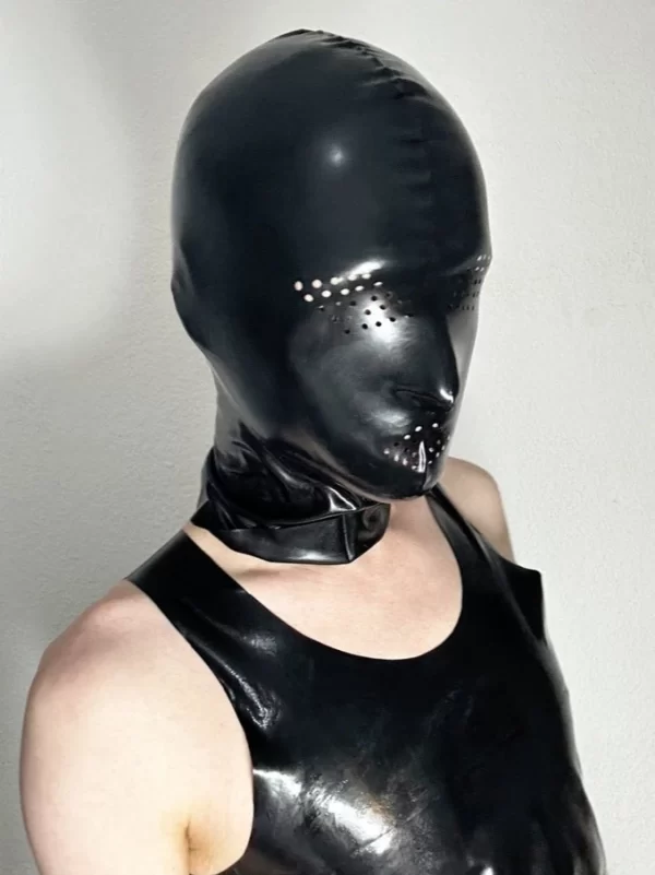 Black Latex Maske schwarz Berlin Clubwear